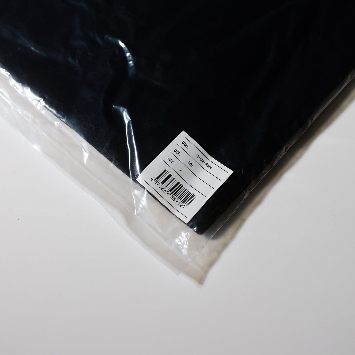 SACAI x FRAGMENT Box Logo T-SHIRTS
