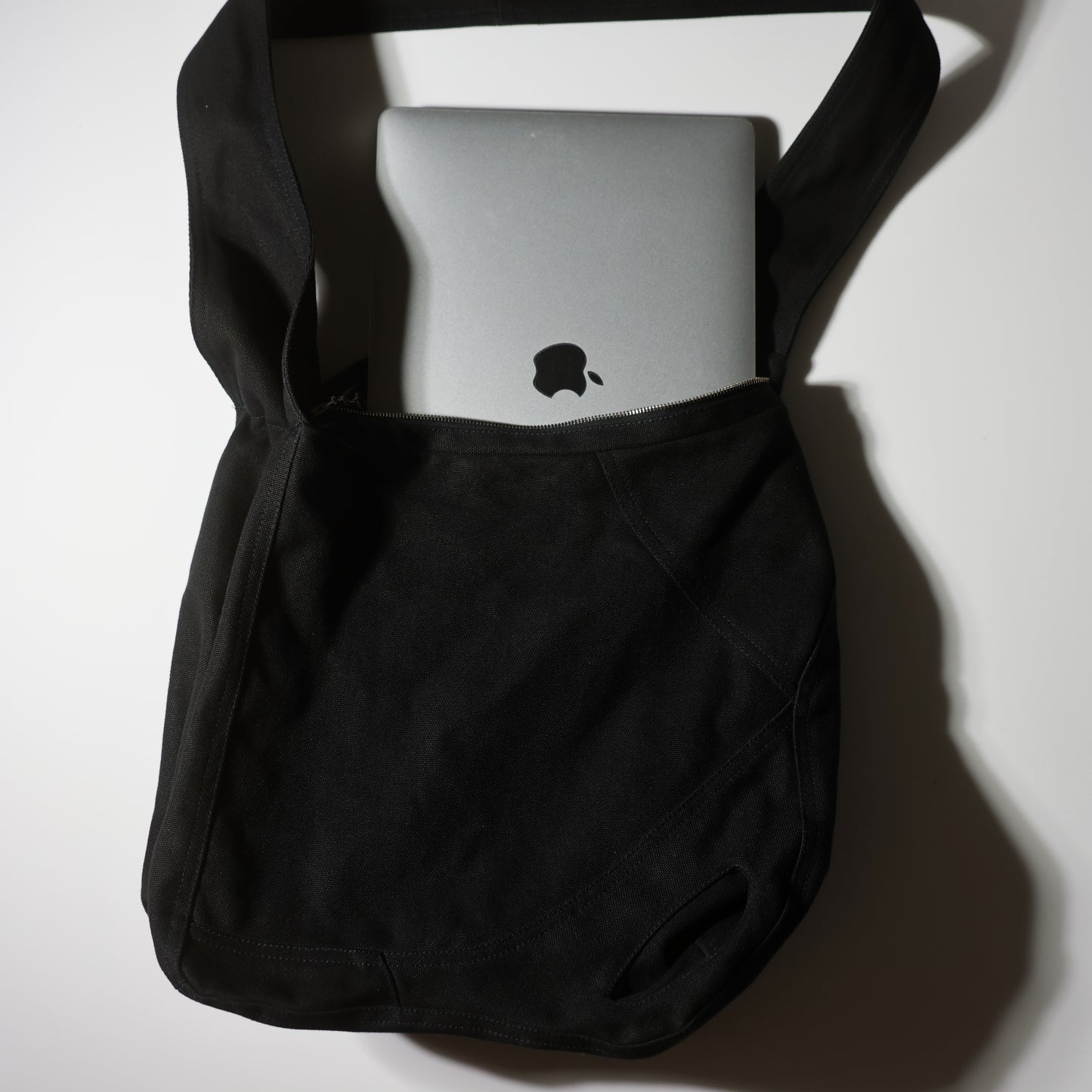 Kiko Kostadinov Deultum Bag