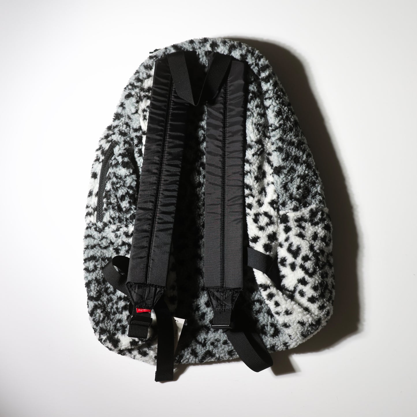 17FW SUPREME LEOPARD FLEECE BACKPACK