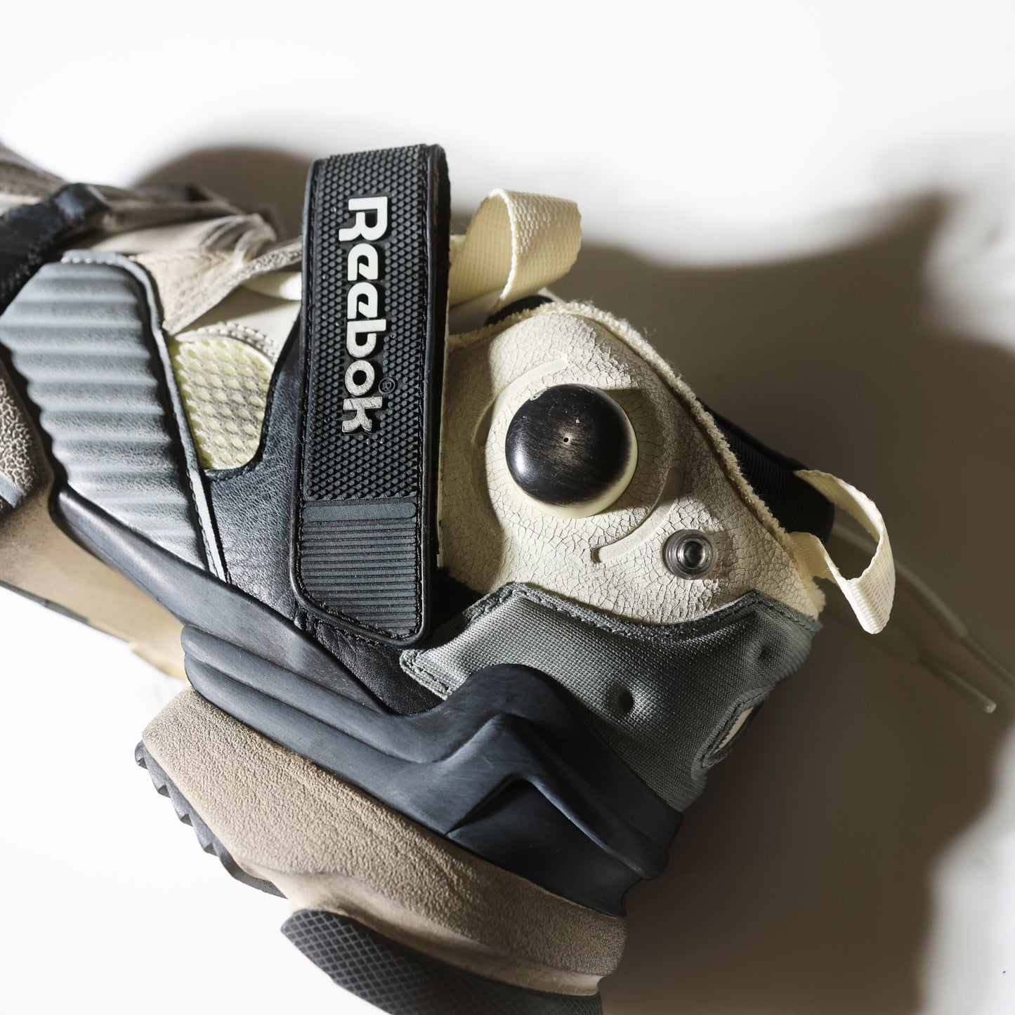Reebok x Vetements Genetically Modified Pump Dirty Grey