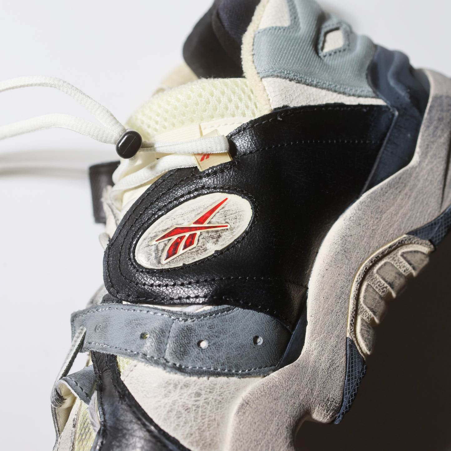 Reebok x Vetements Genetically Modified Pump Dirty Grey